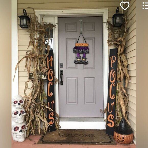 Brand NEW Hallmark Halloween Trick or Treat Bat Door Wall Sign Decoration - Picture 4 of 4